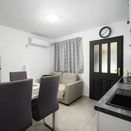 Apartment Kuca Za Odmor Miha Tar-Vabriga